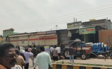 4 Killed, 5 Injured in Tragic Tractor Welding Explosion in Umarkhed